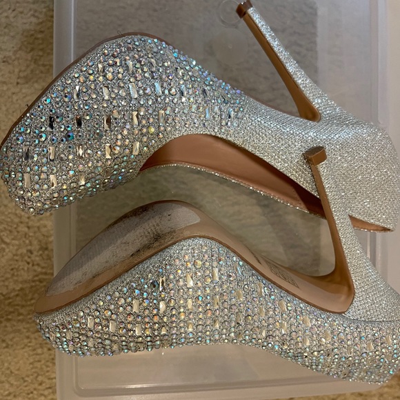 Homecoming/cocktail dress and shoes - Picture 4 of 4